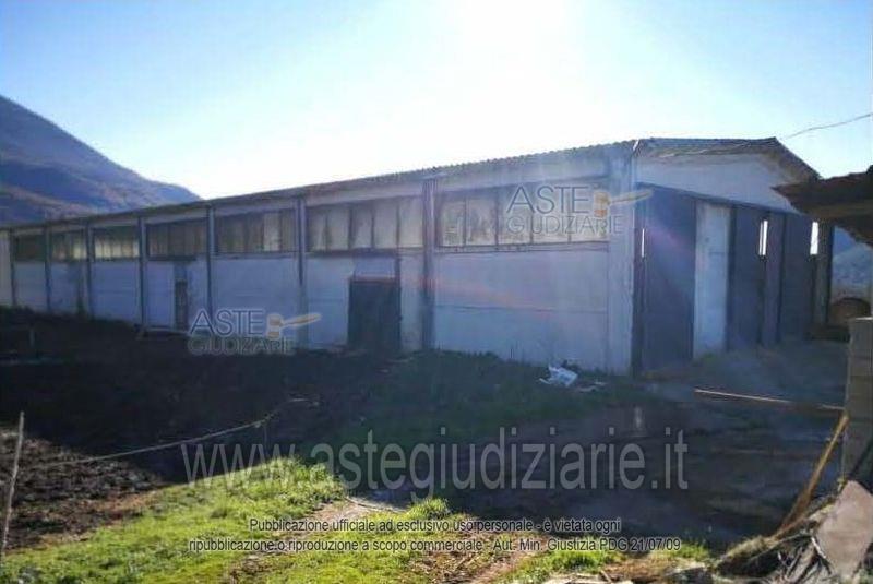 Foto del lotto: Immobile commerciale a Capestrano