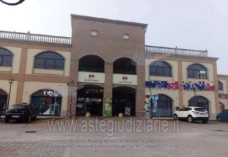 Foto: Immobile commerciale a Foiano della Chiana (AR)