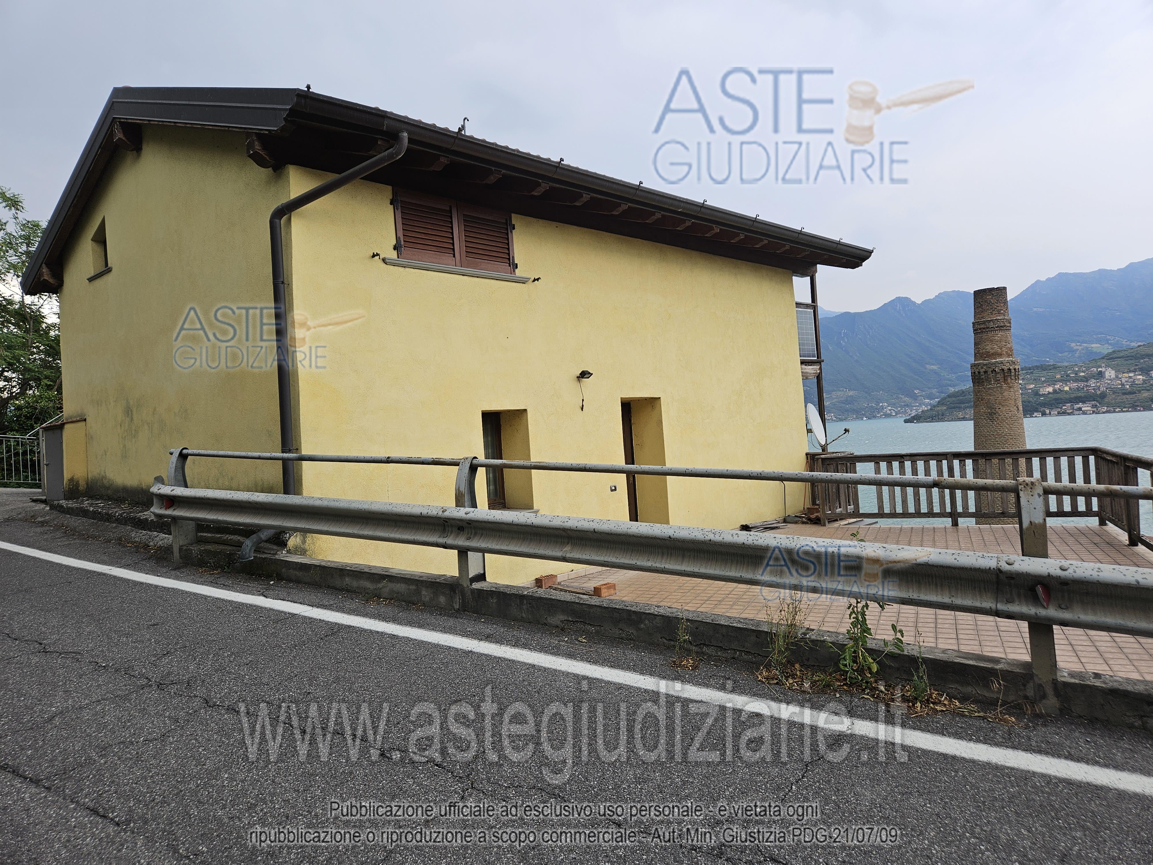 Foto: Immobile residenziale a Tavernola Bergamasca (BG)