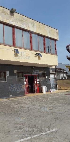 Photo: Immobile commerciale in San Gavino Monreale (VS)