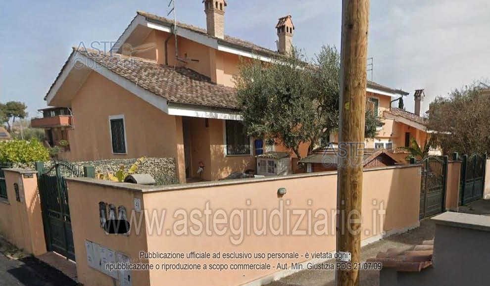 Photo: Immobile residenziale in Fiumicino (RM)