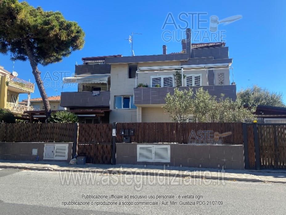 Photo: Immobile residenziale in Santa Marinella (RM)