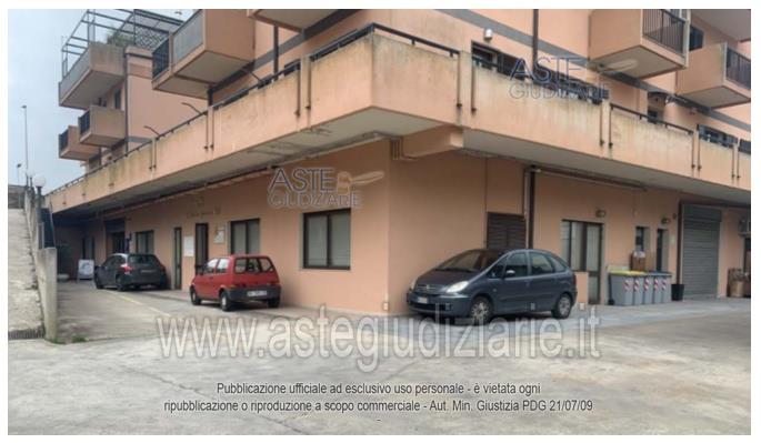 Foto: Immobile commerciale a Ragusa (RG)