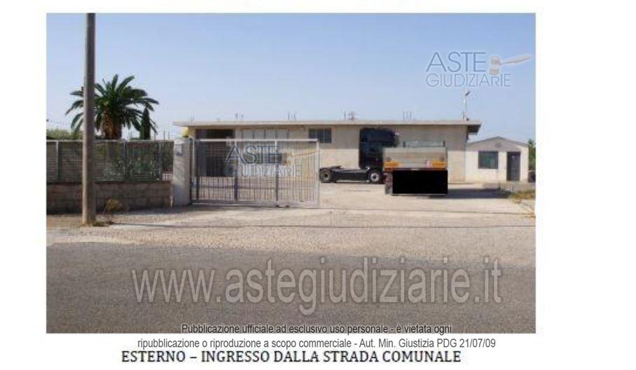 Foto: Immobile commerciale a Modica (RG)