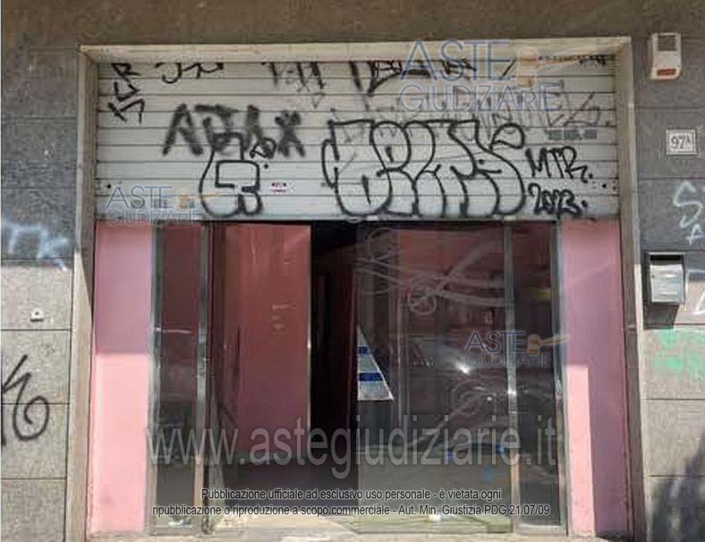 Foto: Immobile commerciale a Roma (RM)