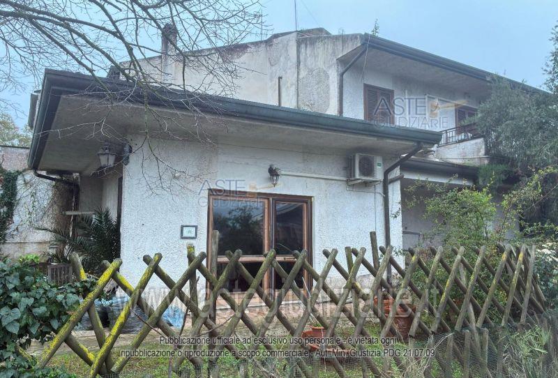 Foto: Immobile residenziale a Roma (RM)