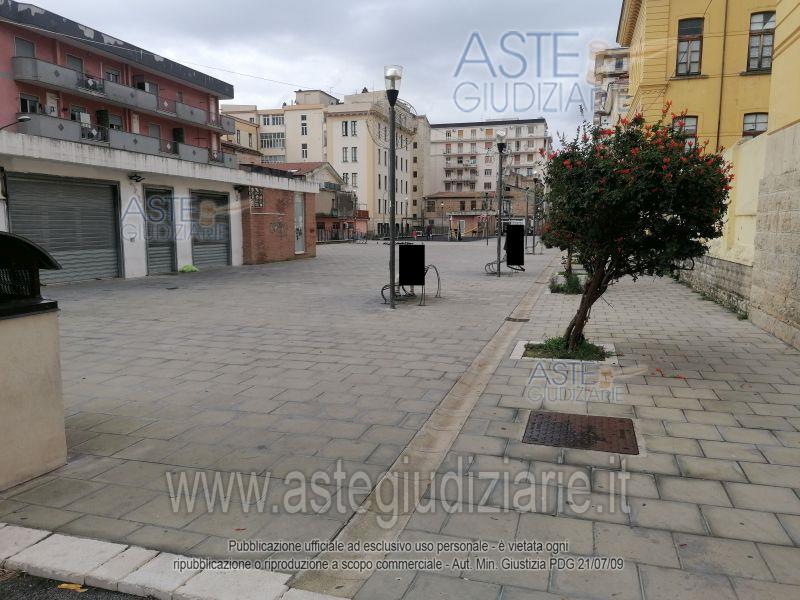 Foto: Immobile commerciale a Eboli (SA)