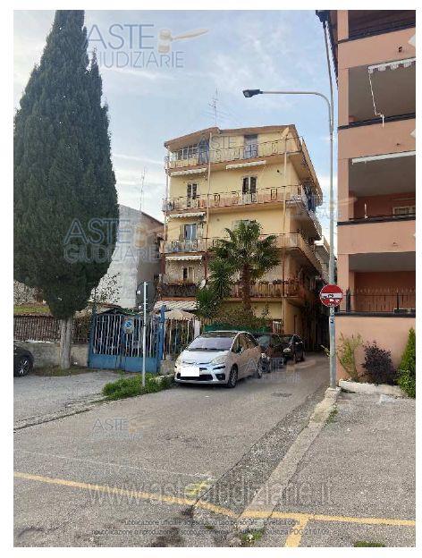 Foto: Immobile commerciale a Battipaglia (SA)